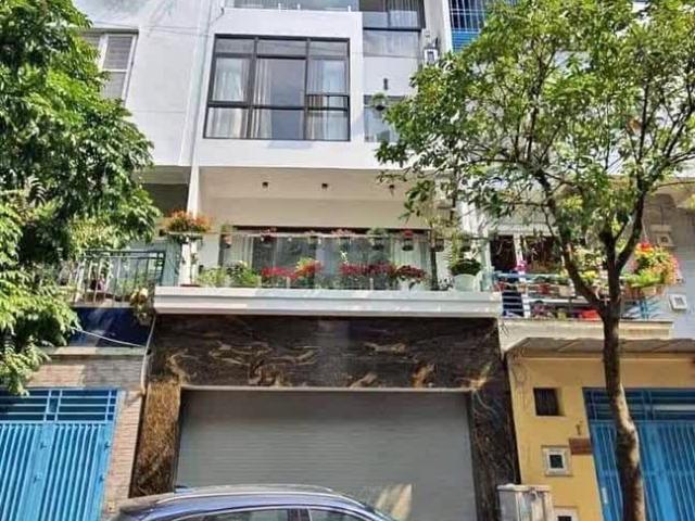 Mặt Ngõ Phạm Tuấn Tài To Hơn Phố Thang Máy Vỉa Hè Ô Tô Hạn Chế Kinh Doanh Ngõ Thông