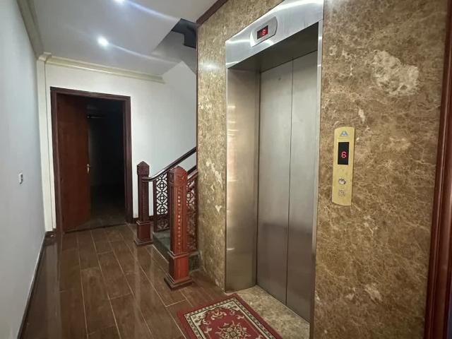 Mặt Phố Kinh Doanh Linh Lang Ba Đình 100m2 7 tầng, MT 5m, Giá 48 Tỷ