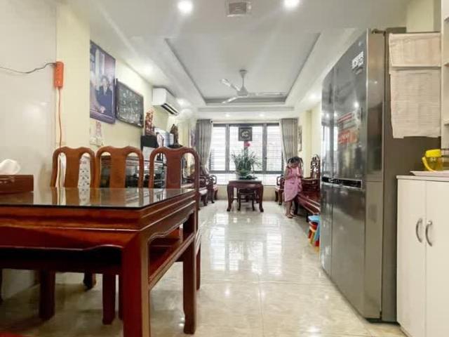 Mặt Phố Hồng Mai Hai Bà Trưng Kinh Doanh Vỉa Hè 70m2, MT Rộng