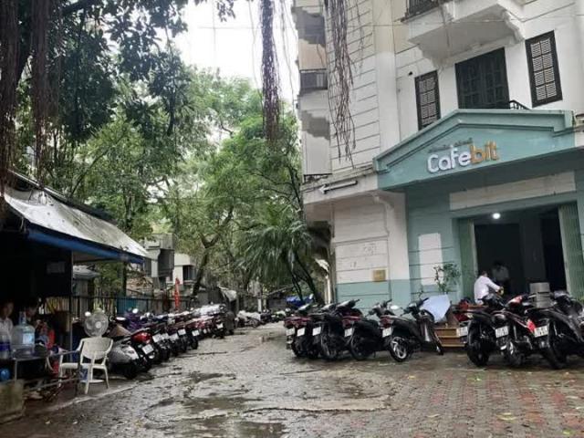 Mặt Phố Đội Cấn, Ba Đình, 256M2 5T Thang Máy, MT 15M, Lô Góc 3 Mặt Tiền, Chỉ 199 Tỷ ️