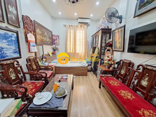 Mặt phố minh khai bạch mai kd sầm uất vỉa hè rộng 5 tầng 36m² 15.5 tỷ