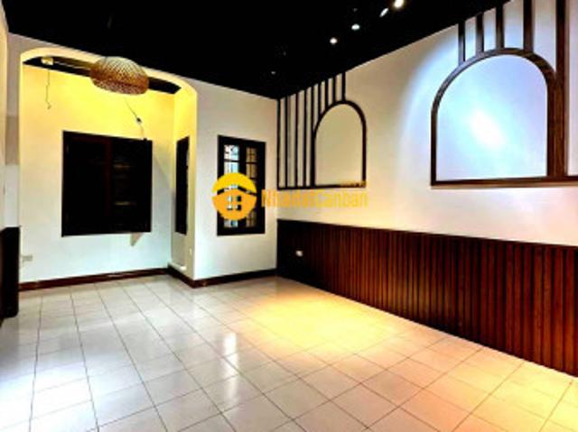 Mặt phố nguyễn hy quang, ô tô tránh, kinh doanh, dt 50m2, 4 tầng, mt 3,7m, giá 22 tỷ