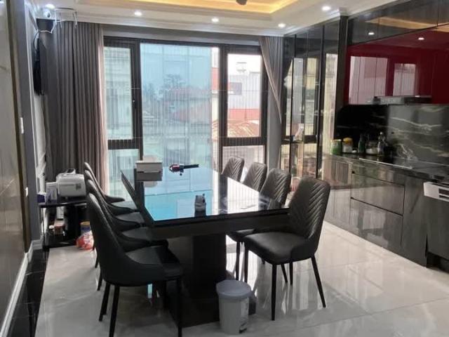 Mặt Phố Nghĩa Tân 47M2 X 7T Thang Máy, Vỉa Rộng, Kinh Doanh 23,3 Tỷ
