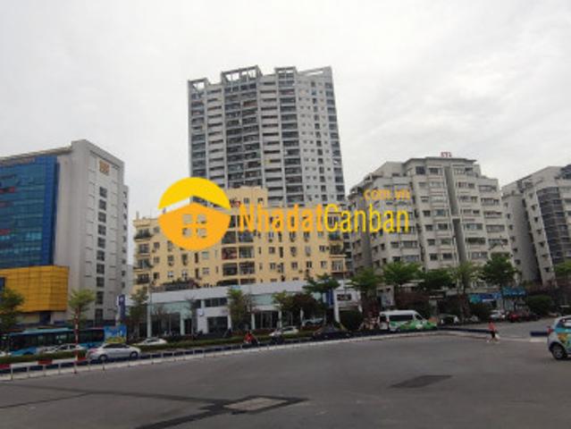 Mặt phố phạm văn đồng 100m2, 3t, mặt tiền rộng, vỉa hè 5m, ô tô dừng đỗ thoải mái