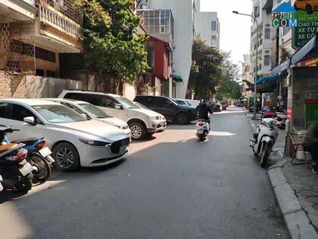 Mặt Phố Tây Hồ Giáp Ba Đình 6 Tầng Thang Máy MT 6M Vuông Đẹp Vỉa Hè Rộng Kinh Doanh