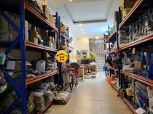 Mặt phố tam trinh siêu hiếm bán nhà 5 tầng long lanh dân xây 2 thoáng hoàng mai