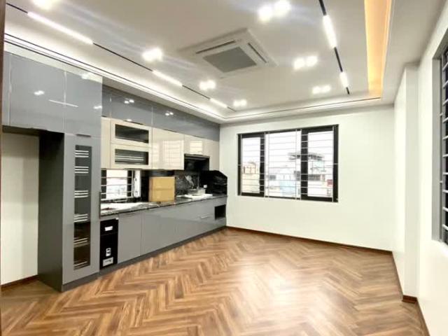 Mặt phố Thụy Khuê Văn Cao 90m mt 6m vỉa hè KD chỉ 33 tỷ