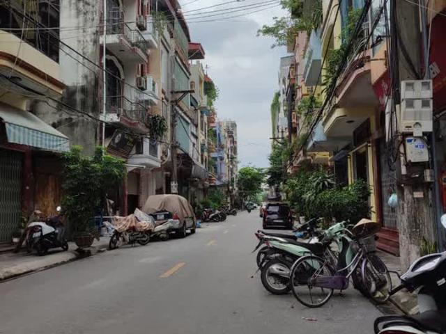 Mặt Phố Lý Thường Kiệt, Vỉa Hè Ô Tô Tránh, Kinh Doanh Sầm Uất, 45MX3T Gía 7.2 Tỷ