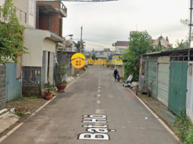 Mặt tiền tăng bạt hổ, trung tâm đức trọng, lâm đồng, khu sầm uất