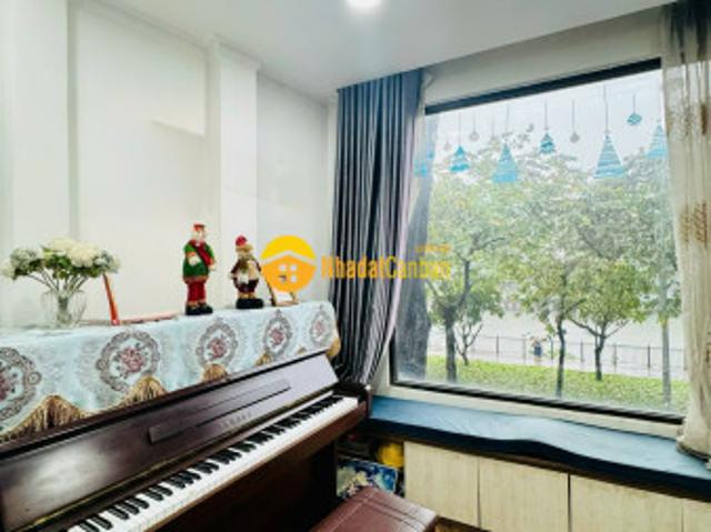 Mặt tiền trường sa dt 5 x 10m 5 tầng giảm mạnh 1 tỷ chốt liền tay