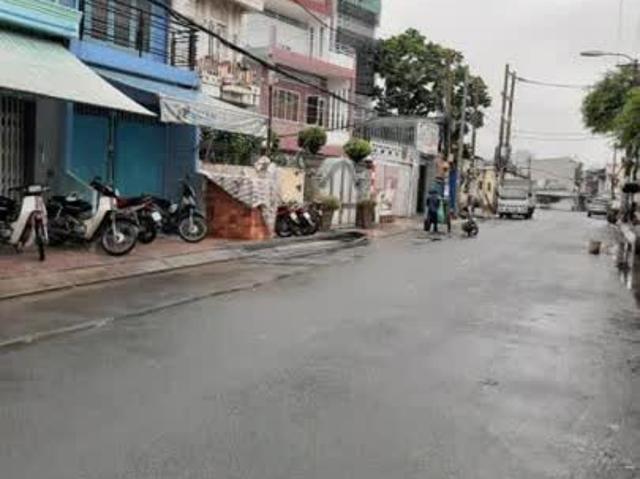 Mặt tiền Tùng Thiện Vương ngang 7m giá 12 tỷ 5
