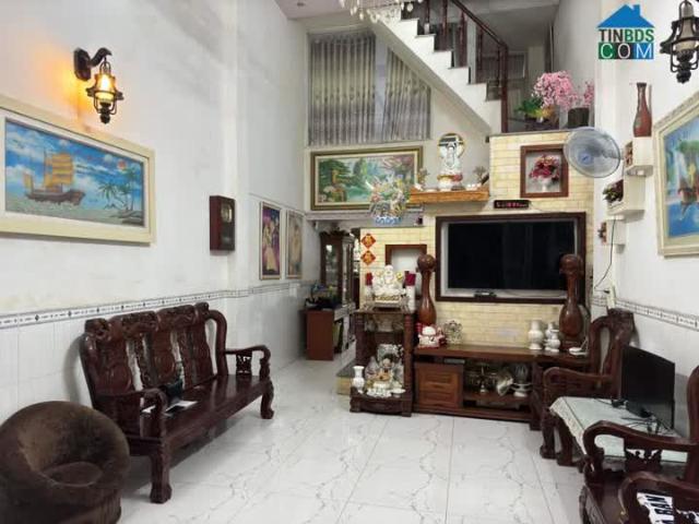 Mặt tiền vị trí 500m ra ngã tư bốn xã 73m2 11.5 tỷ ngang 4m sổ a4