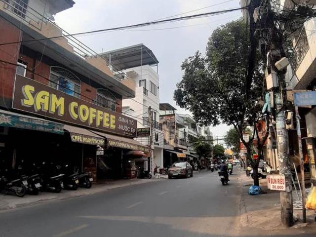 Mặt tiền kinh doanh đường NGUYỄN HỒNG ĐÀO. P12. Tân Bình. 4 tầng. Dtsd 220m2