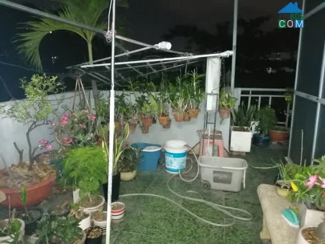 Mặt tiền kinh doanh đa nghề đường rộng 12m, có vỉa hè