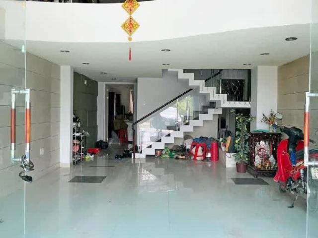Mặt tiền kinh doanh chợ Bình Điền 5x20m 100m2 chỉ 9 tỷ
