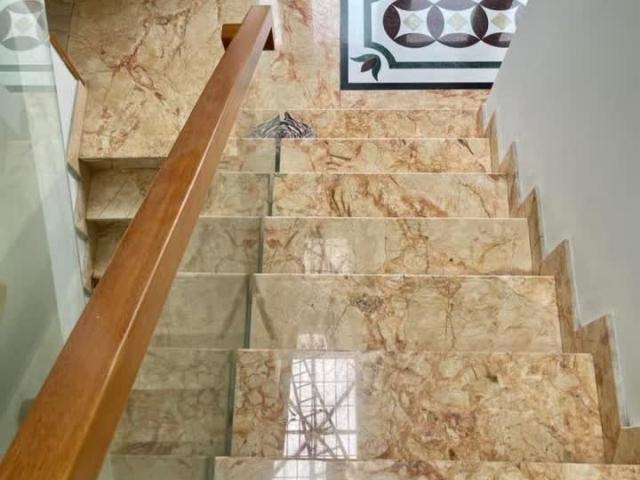 Mặt Tiền Kinh Doanh Lô Góc 2 Mặt Đường Kết Cấu 5 Tầng Thang Máy Xe Hơi Thông Tứ Tung