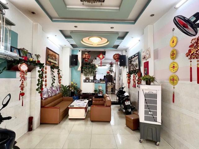 Mặt tiền kinh doanh 4 tầng thống nhất trung tâm tân phú