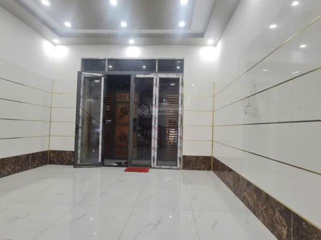 Mặt tiền Mai Hắc Đế, Q. 8, 4 tầng BTCT, 7PN, 125m2, ngang 10 hoàn công đủ, chỉ 15.3 tỷ. Lh