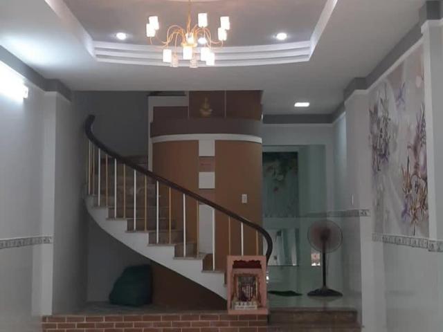 Mặt tiền đường 12m có lề, khu trung tâm P. 5, GV nhà 3 tầng mới: 4x19 chỉ 9.2 tỷ