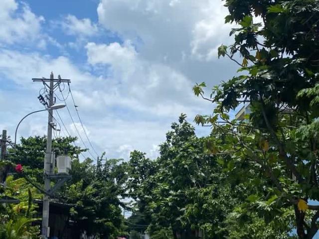 Mặt Tiền Đường 12M Sát Mặt Tiền Tô Ký Ngang 5M Hiếm 3 Tầng Chủ Tặng Nội Thất Gõ Đỏ Hơn 1 Tỷ