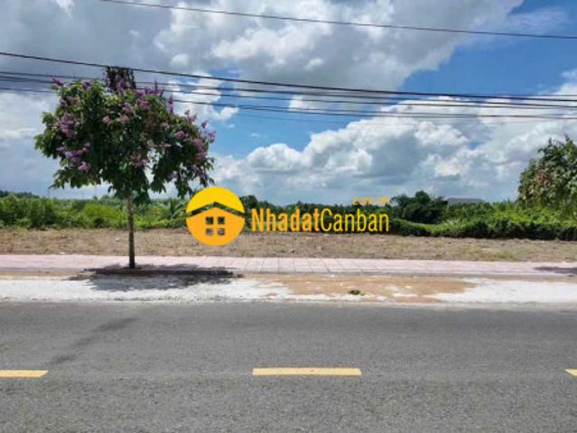 Mặt tiền đường hl7 vừa ở vừa kinh doanh, diện tích 180m2 chỉ 10 nền duy nhất