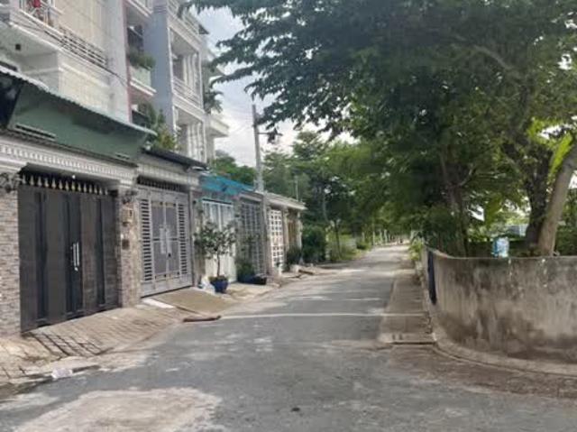 Mặt tiền đường nhựa 10 xe hơi thông khu Sài Gòn Mới, 83 Đào Tông Nguyên Thị Trấn Nhà Bè, 3 tầng