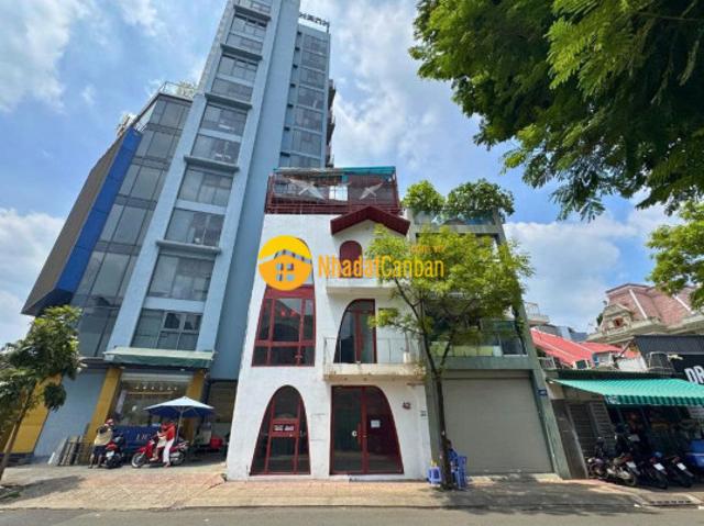 Mặt tiền ngô thời nhiệm q. 3 ngang 6.7m, 4 tầng giảm mạnh 4 tỷ còn 21 tỷ