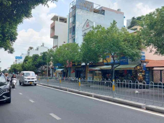 Mặt Tiền Ngay Nguyễn Sơn Quách Hữu Nghiêm Tân Phú Ngang 5,2m 5 Tầng Nhỉnh 17 Tỷ