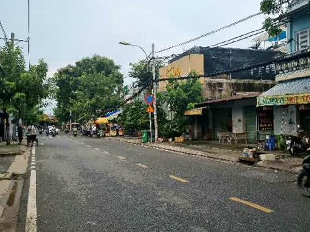 Mặt tiền Phú Lợi 4.5x27, gần chợ, đẹp lung linh chỉ 9 tỷ 9