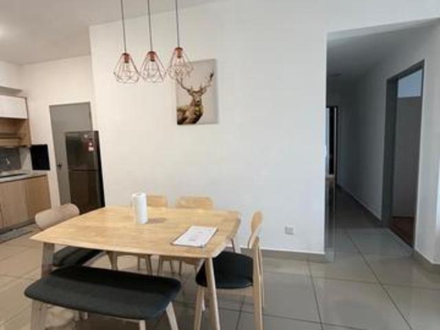 M Vertica Condominium Fully Furnished 3R2B 1 Car Park