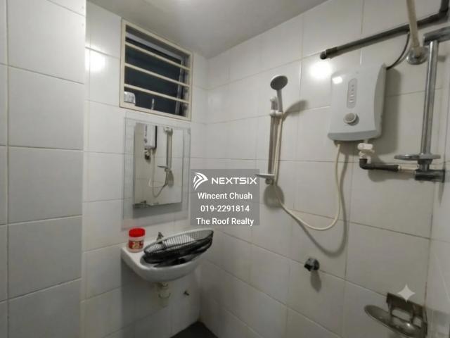 M Vertica also known as M Vertica @ KL City is a leasehold mixed commercial & condominium development located in Loke Yew, Cheras