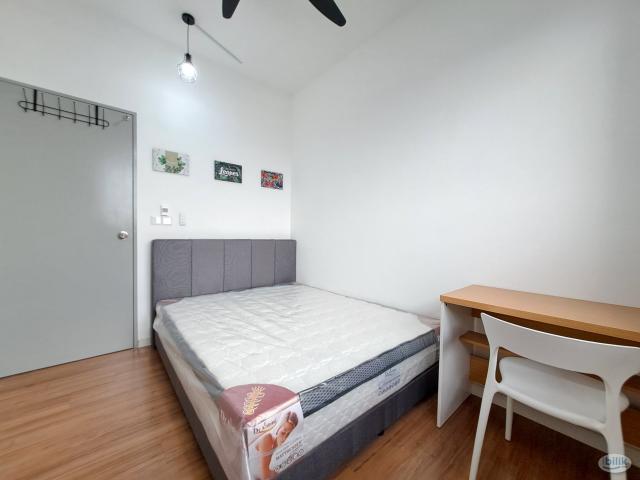 M Vertica Fully Furnished Middle Room, Nearby MRT, LRT, Velocity, AEON