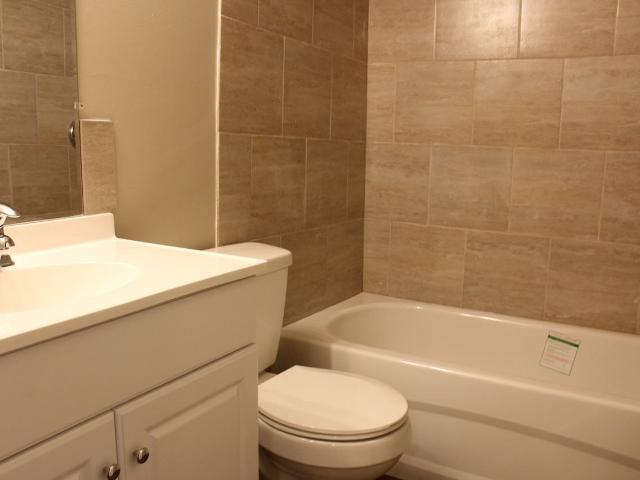 McCam 1 Apartments 1 Bedroom Apartment for Rent at 10330 123 St Nw, Edmonton, AB T5N 1N6 Oliver