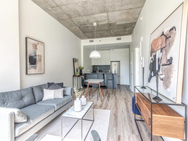 McCord Condos Locatifs Griffintown 2 Bedroom Apartment for Rent