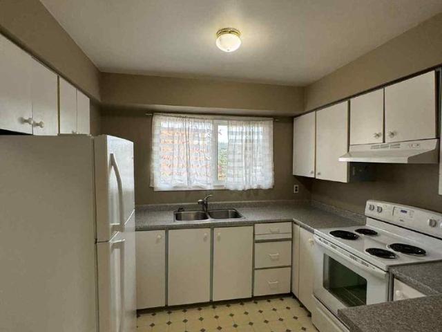 McDermid Drive 105/107 105