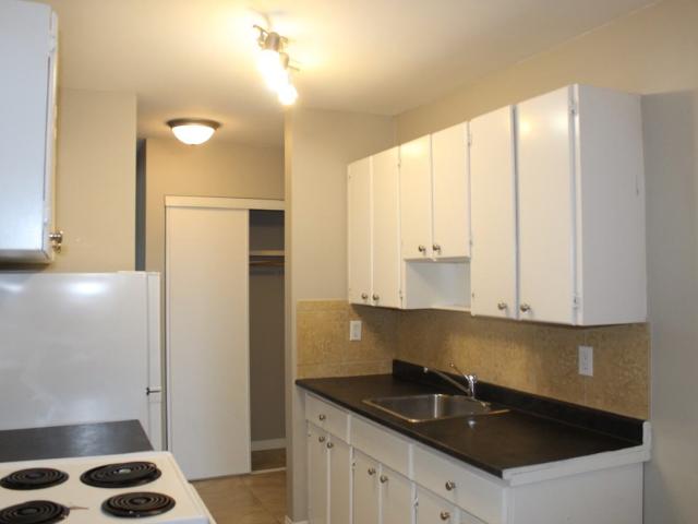 McQueen Place 3 Bedroom Apartment for Rent at 14224 Mcqueen Rd Nw, Edmonton, AB T5N 3L7 McQueen