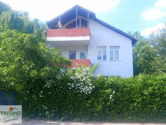 Maşukiye Merkez'de 3+1 Kiralık Çatı Dublex