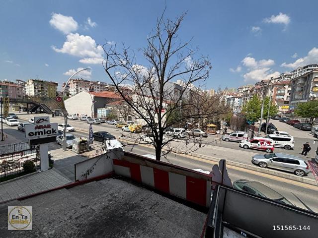 MAMAK CADDESİNDE KATTA ÖN CEPHE 3+1 SATILIK