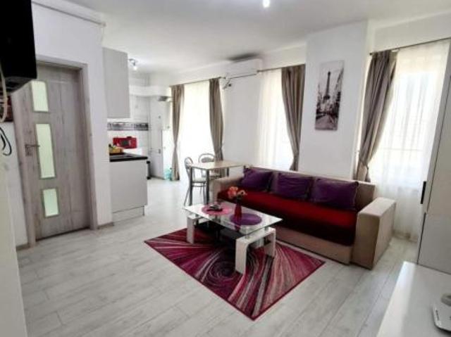Mamaia, zona de Cluburi, 2 camere, mobilat, gaze