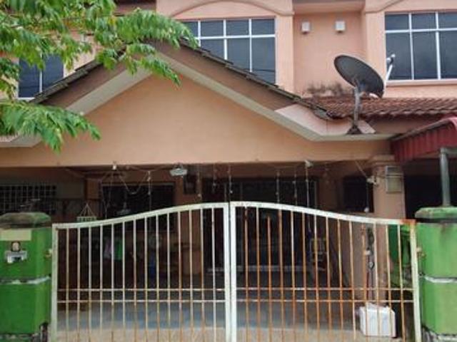 Mampu Milik Teres 2 tingkat di Taman Haji Wan Ngah Cukai Kemaman