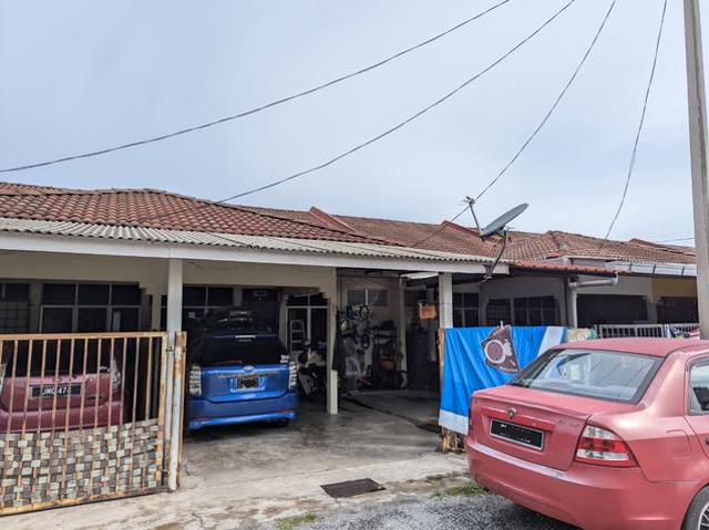 Mampu Milik Rumah Teres Setingkat dekat SMKTIZ Balai Besar Dungun