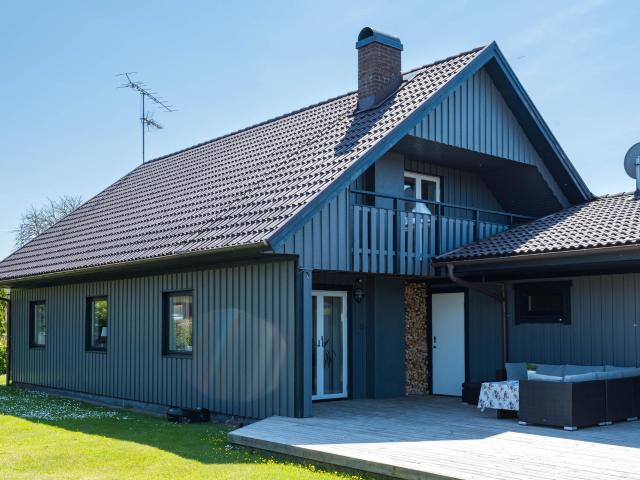 Mantalsvägen 8