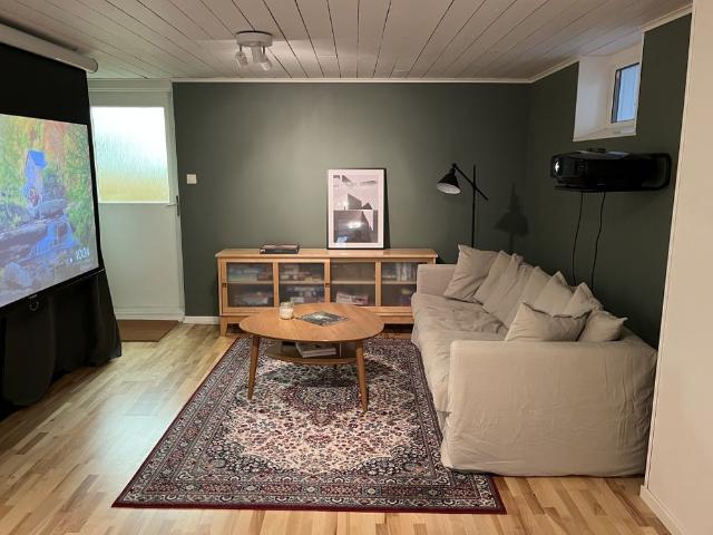 Mantalsvägen, Huddinge