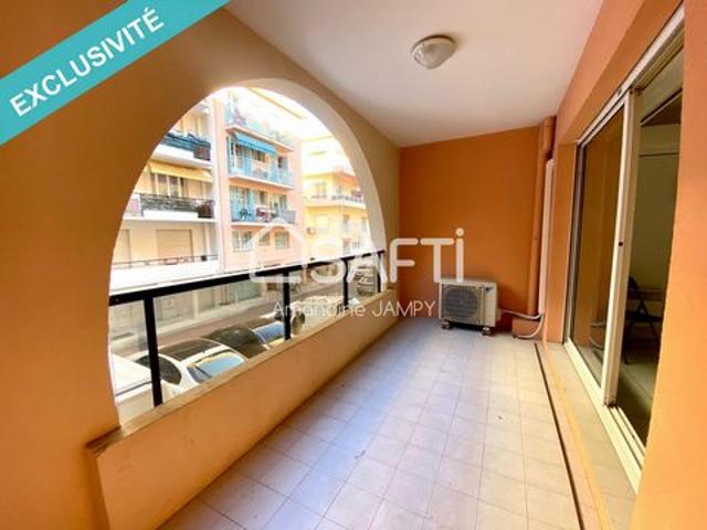F1 de 30m2 avec terrasse de 9m2 et cave