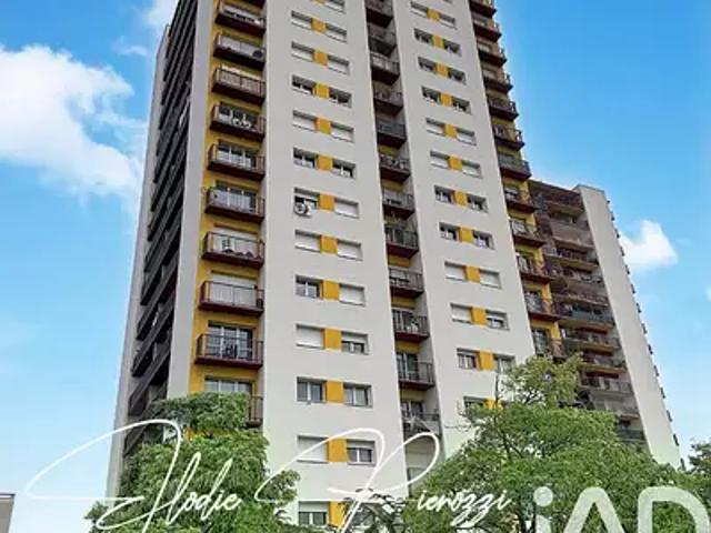 Mantes la Jolie 78200 Achat / Vente appartement 4 pièces t4 au dernier étage