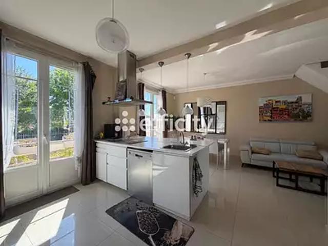 Mantes la Jolie 78200 Achat / Vente maison 5 pièces t5 jardin terrasse