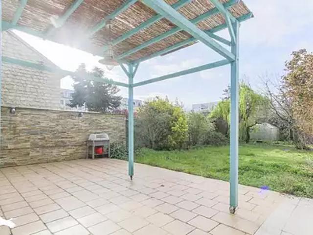 Mantes la Ville 78711 Achat / Vente maison 4 pièces t4 au dernier étage parking