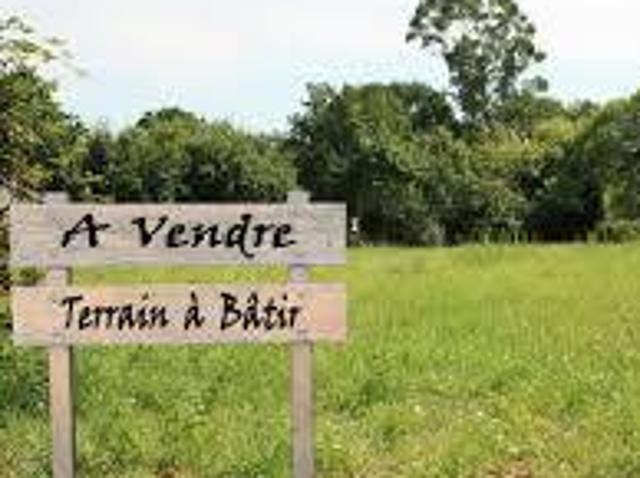 Manthes parcelle de terrains à vendre
