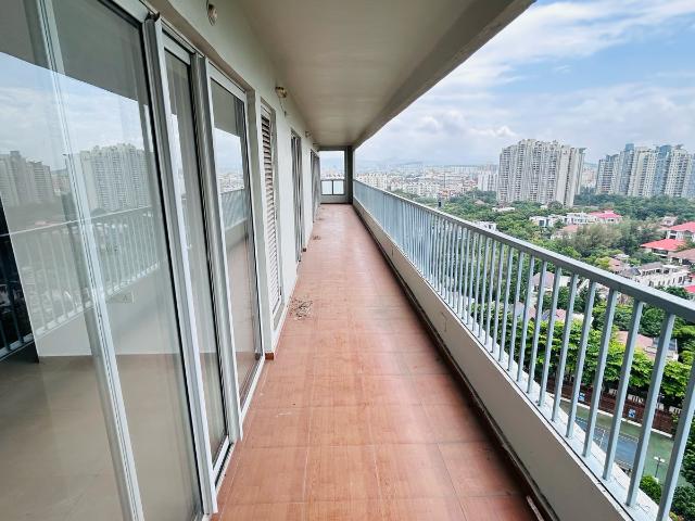 Mantra Sky Homes 3 Bedroom 1696 Sq. Ft. Apartment in Magarpatta City Pune Listing ID: #9880