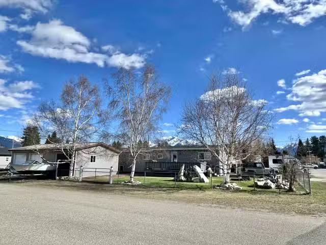 Manufactured Home for sale in Valemount, Robson Valley, 41 Ced.